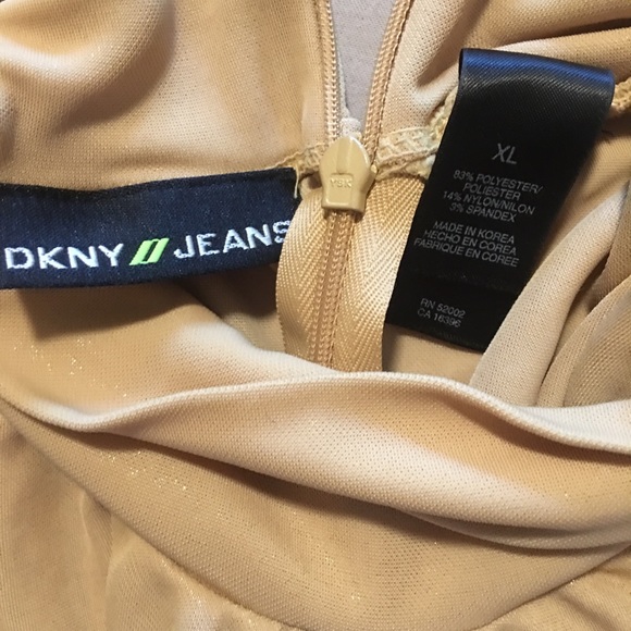 DKNY gold sleeveless turtleneck - Picture 3 of 5